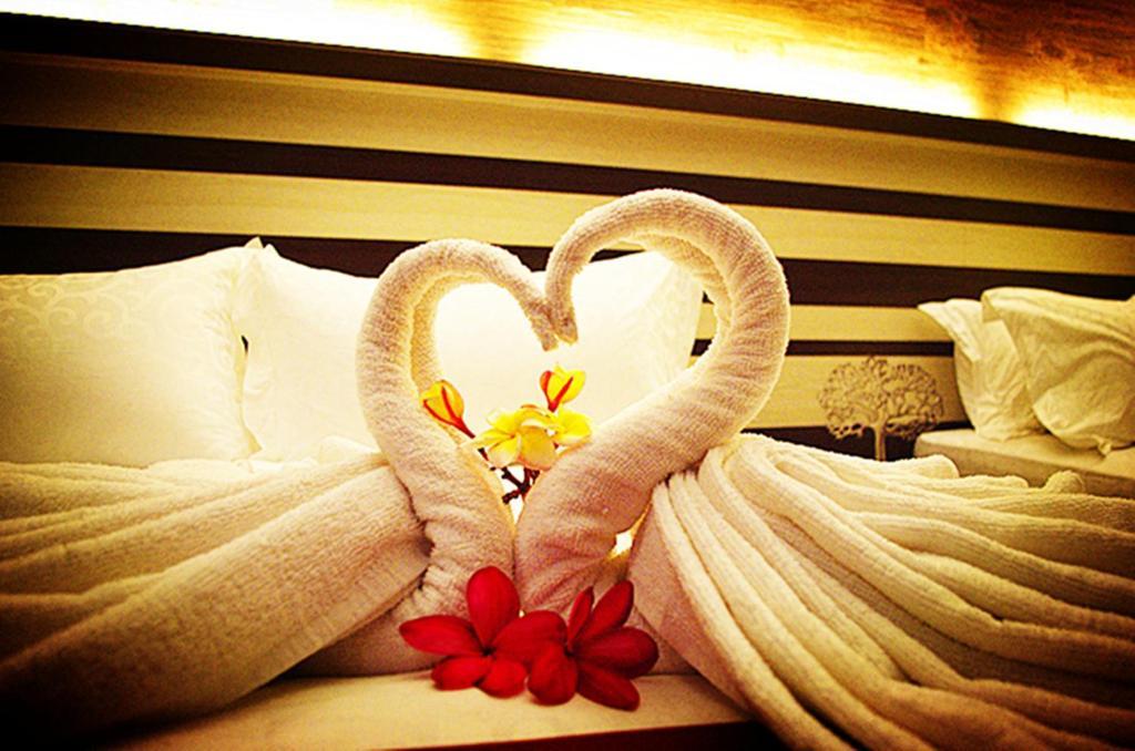 Hotel Time Джохор Бахру Екстериор снимка