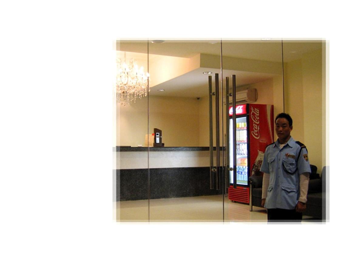 Hotel Time Джохор Бахру Екстериор снимка